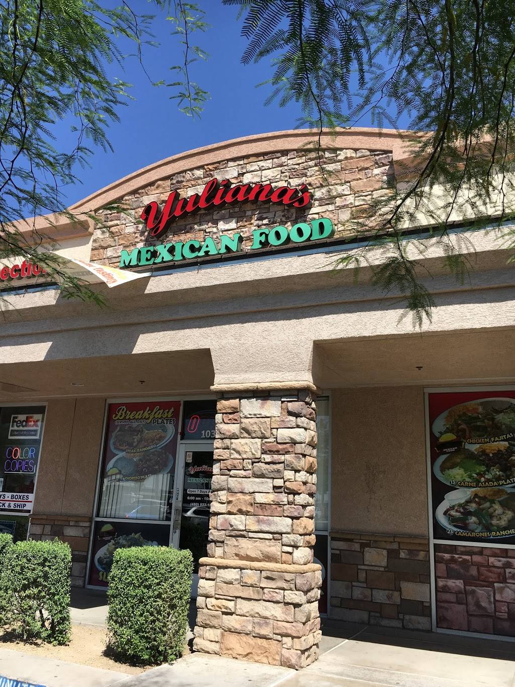 Yulianas mexican food | restaurant | 2473 S Higley Rd #103, Gilbert, AZ 85295, USA | 4808221644 OR +1 480-822-1644