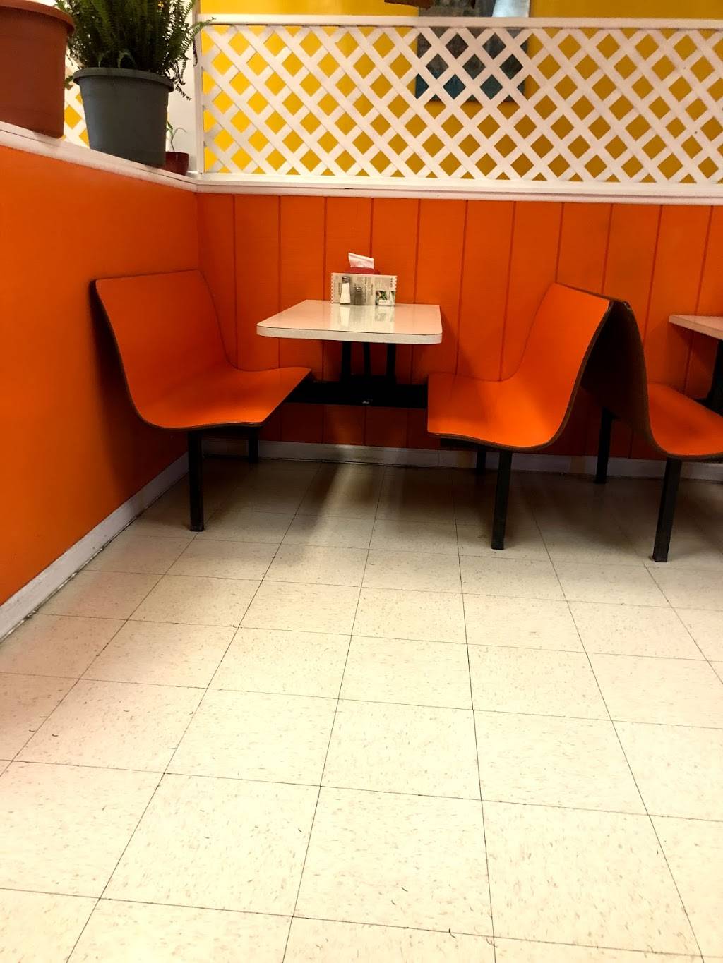 Sals Pizza | restaurant | 509 High St, Mt Holly, NJ 08060, USA | 6092673297 OR +1 609-267-3297