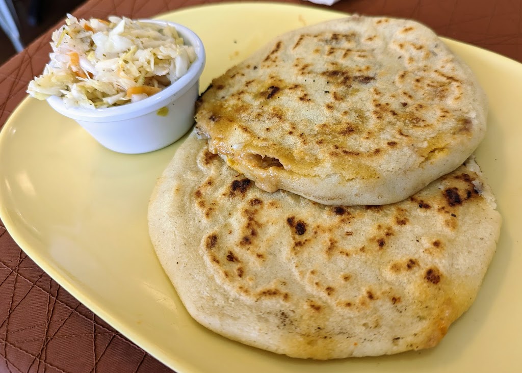 El Pacifico Mariscos y Pupusas | restaurant | 2316 W Bethany Home Rd Suite 115, Phoenix, AZ 85015, USA | 6022420786 OR +1 602-242-0786