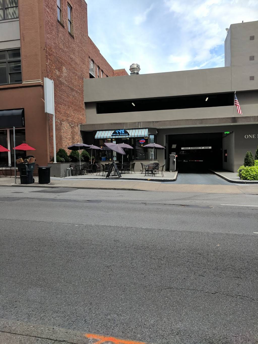 TYS Soups And Sandwiches | restaurant | 160 4th Ave N, Nashville, TN 37219, USA | 6154578443 OR +1 615-457-8443