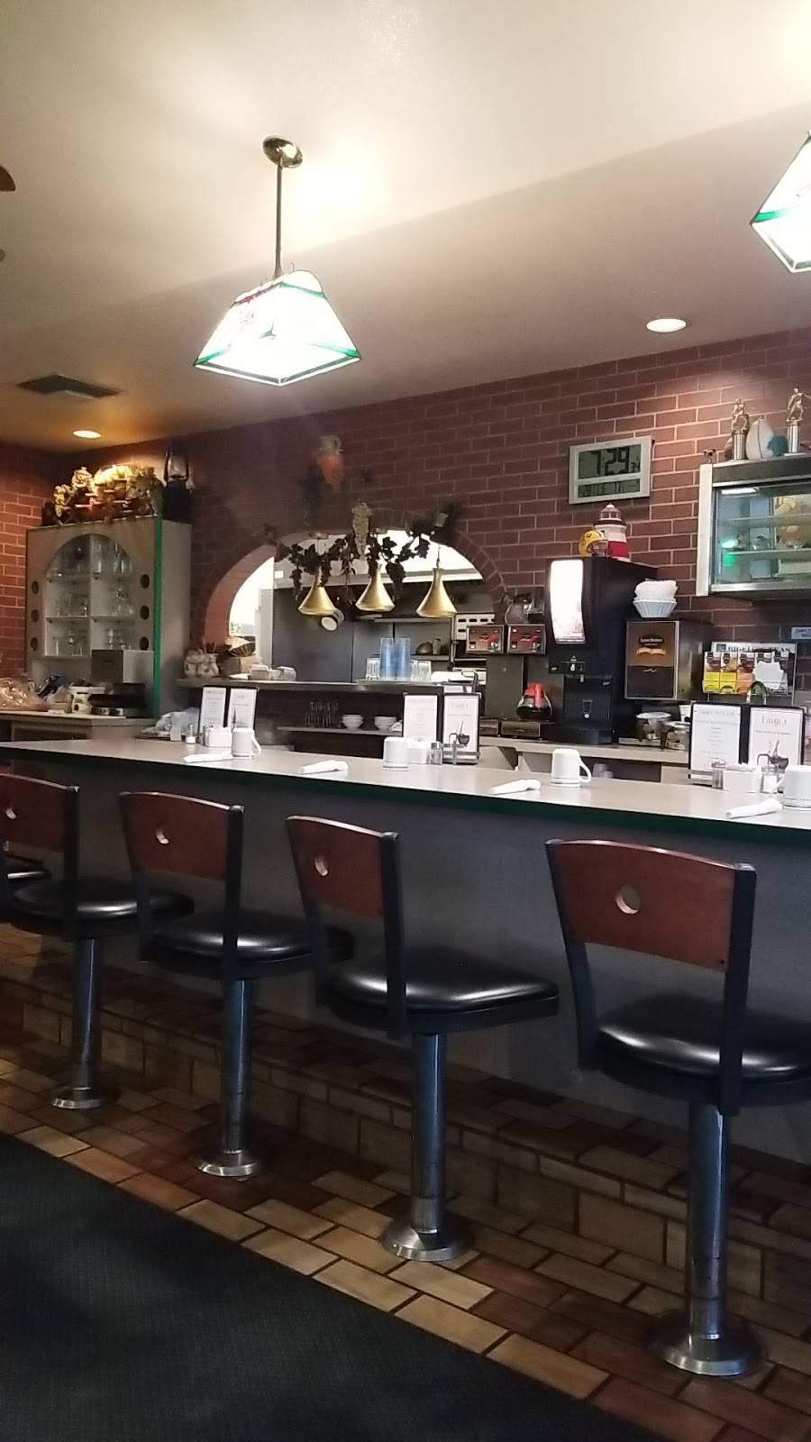 Luigis Restaurant | restaurant | 1000 Hopper Ave, Santa Rosa, CA 95403, USA | 7075786298 OR +1 707-578-6298