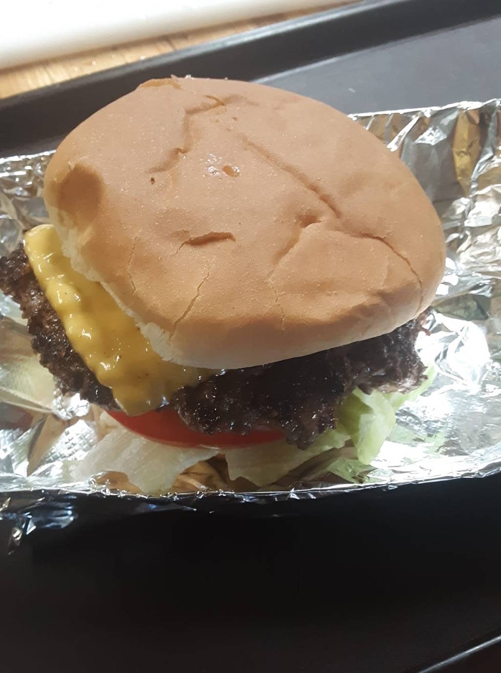 John Johns BBQ | restaurant | 103 N Mayor Caliper Drive, Colp, IL 62921, USA | 6189859885 OR +1 618-985-9885