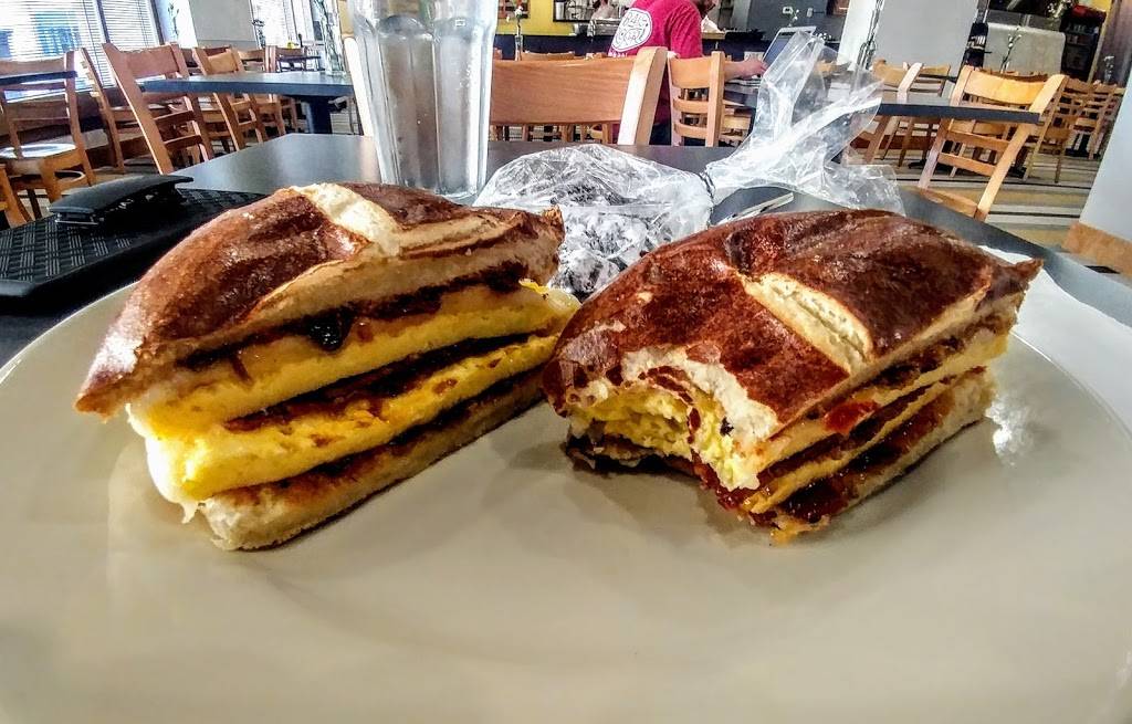 Basil Prosperi | restaurant | 801 Grand Ave, Des Moines, IA 50309, USA | 5152442070 OR +1 515-244-2070