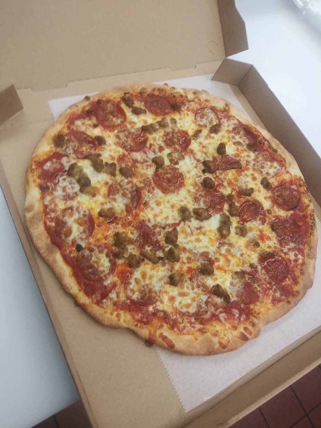 Eves Pizza | restaurant | 1670 S 17th St, Louisville, KY 40210, USA | 5022904743 OR +1 502-290-4743