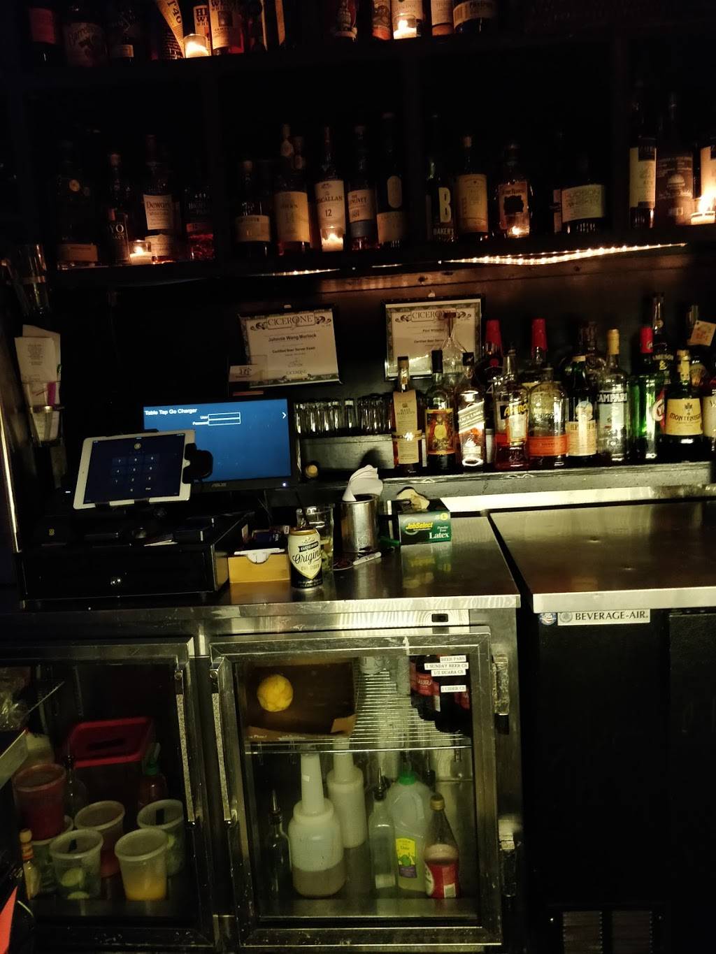 Randolph Beer WBURG | restaurant | 104 S 4th St, Brooklyn, NY 11249, USA | 6463833623 OR +1 646-383-3623