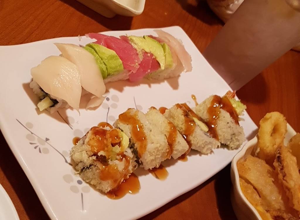 Sakura Japanese Restaurant | restaurant | 1163 E Ogden Ave #635, Naperville, IL 60563, USA | 6303578415 OR +1 630-357-8415