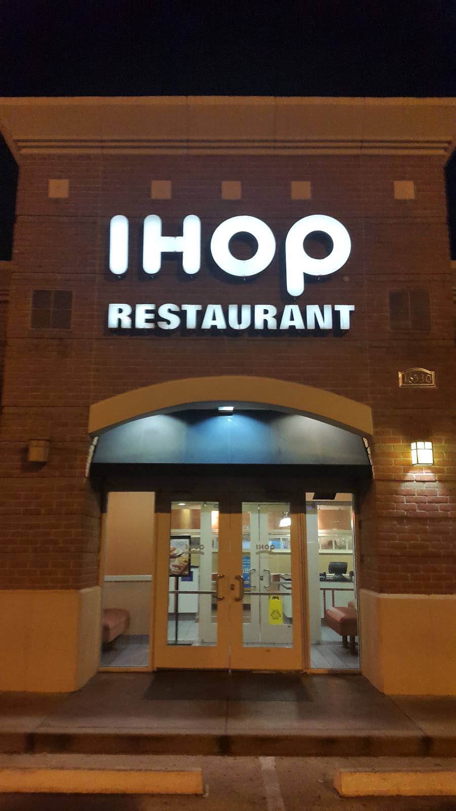 IHOP | restaurant | 16530 Southwest Fwy, Sugar Land, TX 77479, USA | 2814944334 OR +1 281-494-4334