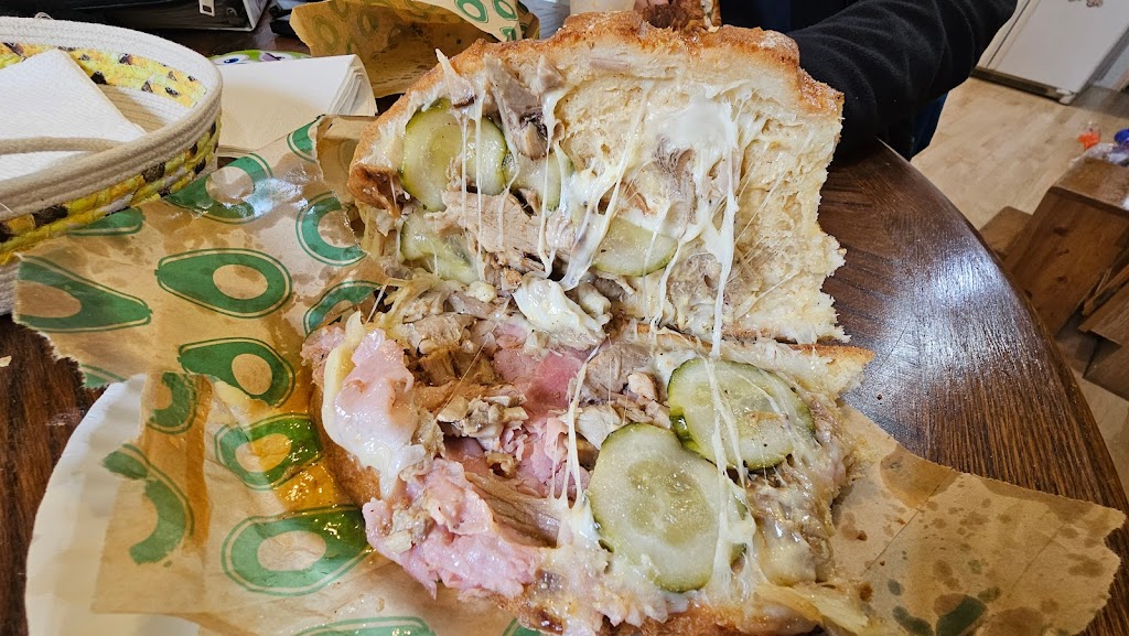 D’S Meats and Paninis | restaurant | 5404 N Calumet Ave, Valparaiso, IN 46383, USA | 2194779952 OR +1 219-477-9952