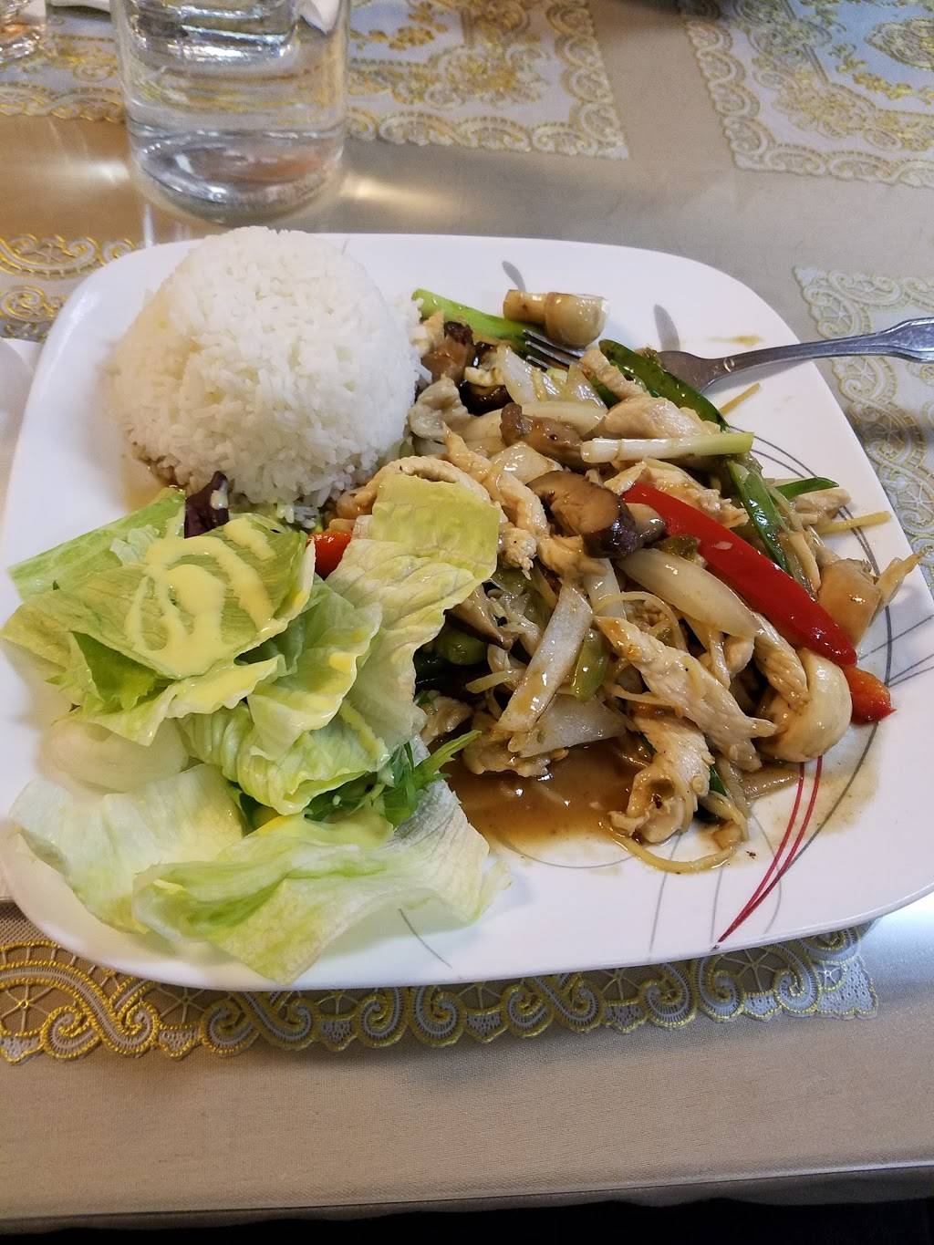 Toomies Thai | restaurant | 1433 Park St, Alameda, CA 94501, USA | 5108658008 OR +1 510-865-8008