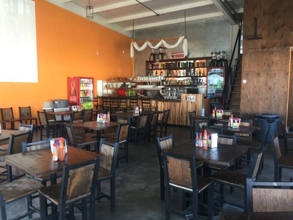 La loma | restaurant | Carr. Libre Tijuana Rpsarito, Cuauhtémoc Sur 54, La Gloria, 22645 La Joya, B.C., Mexico | 016642001556 OR +52 664 200 1556