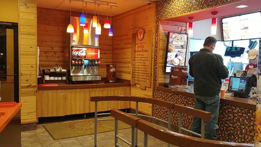 Popeyes Louisiana Kitchen | restaurant | 2130 S Rangeline Rd, Joplin, MO 64804, USA | 4172060427 OR +1 417-206-0427