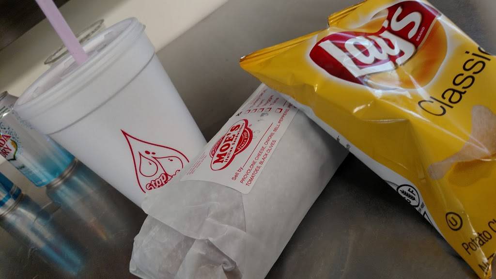 Dunkin | bakery | 585 White Mountain Hwy, Milton, NH 03851, USA | 6036527222 OR +1 603-652-7222