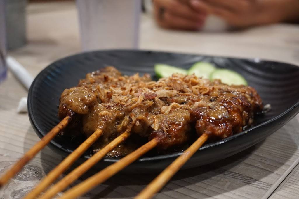 Uncle Fung Borneo Eatery | restaurant | 5716-A E 7th St, Long Beach, CA 90803, USA | 5624943888 OR +1 562-494-3888