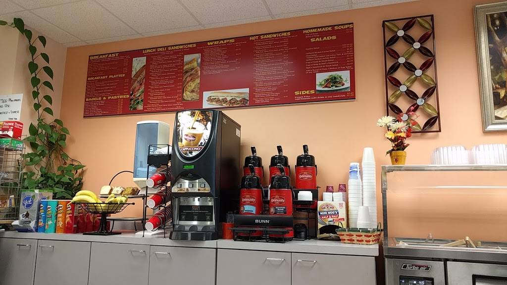 Your Way Cafe | restaurant | 17757 US Hwy 19 N, Clearwater, FL 33760, USA | 7275309509 OR +1 727-530-9509