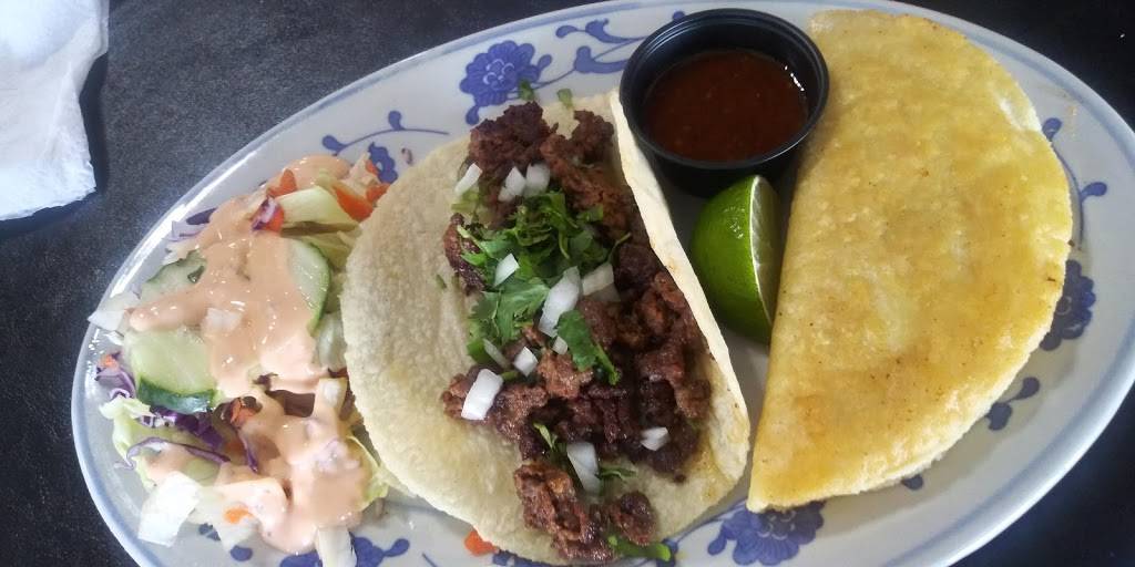 Mariscos el picudo | restaurant | 1349 E Tulare Ave, Tulare, CA 93274, USA | 5598855854 OR +1 559-885-5854