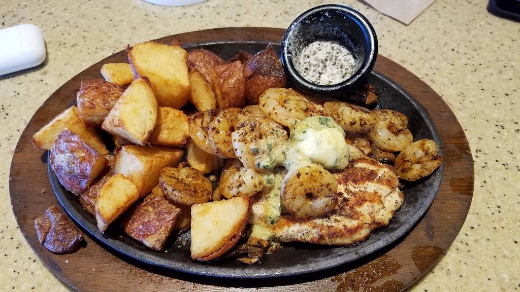 Applebees Grill + Bar | restaurant | 6464 E NW Hwy Suite 510, Dallas, TX 75231, USA | 2143617625 OR +1 214-361-7625