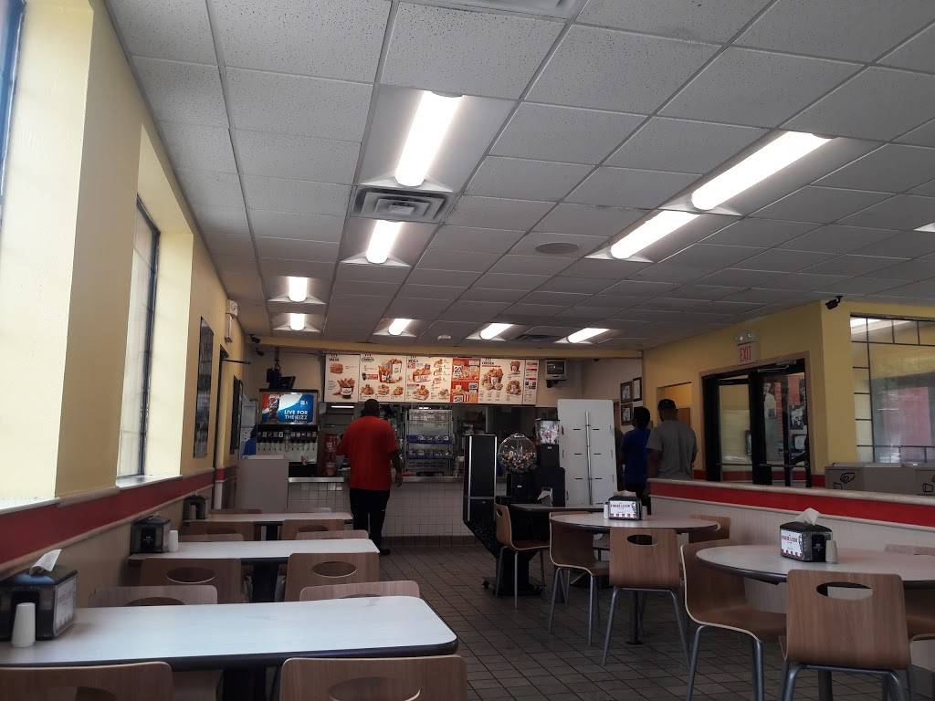 KFC | restaurant | 2055 Frayser Blvd, Memphis, TN 38127, USA | 9013583211 OR +1 901-358-3211