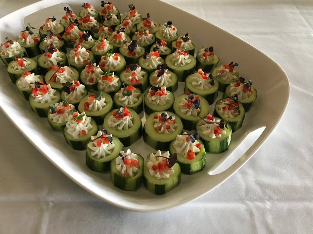 Dish Restaurant | restaurant | 3907 Calumet Ave #203, Valparaiso, IN 46383, USA | 2194659221 OR +1 219-465-9221