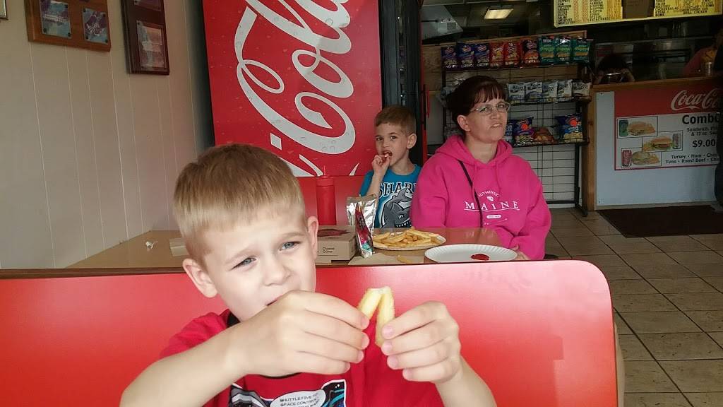 York House of Pizza | restaurant | 274 York St, York, ME 03909, USA | 2073636171 OR +1 207-363-6171