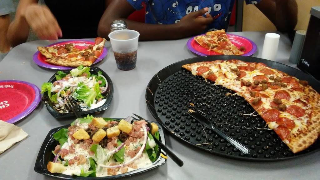 Chuck E. Cheese | restaurant | 720 S County Center Way, St. Louis, MO 63129, USA | 3144870101 OR +1 314-487-0101