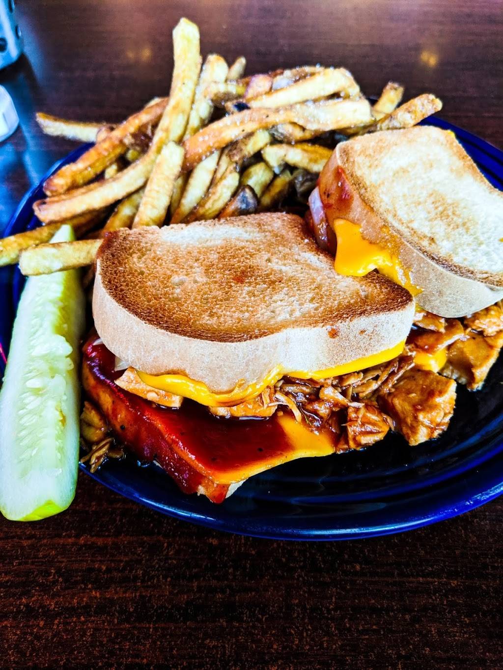 Melt Bar and Grilled | restaurant | 7289 Mentor Ave, Mentor, OH 44060, USA | 4405303770 OR +1 440-530-3770