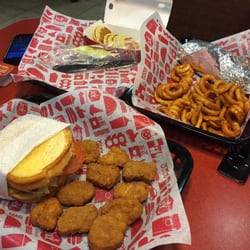 Jack in the Box | restaurant | 1035 Alamo Dr, Vacaville, CA 95687, USA | 7074462645 OR +1 707-446-2645