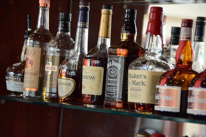 The Klubhouse | restaurant | 23520 S Crawford Ave, University Park, IL 60484, USA | 7085159562 OR +1 708-515-9562