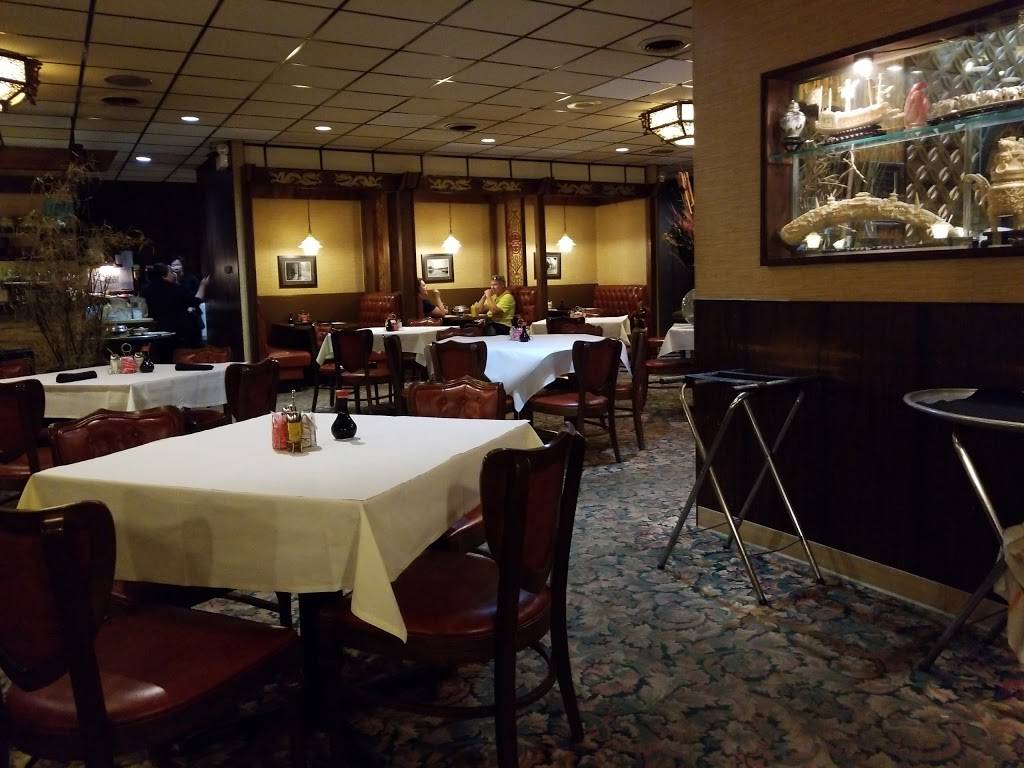 Wing Lauk | restaurant | 5665 Dixie Hwy, Waterford Twp, MI 48329, USA | 2486236337 OR +1 248-623-6337