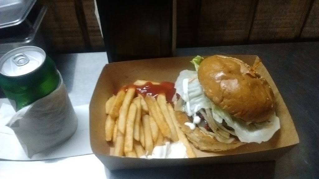 Pepitos Grill Salvatierra | restaurant | Av Flores Magón 5730, Salvatierra, Tijuana, B.C., Mexico | 016643688874 OR +52 664 368 8874