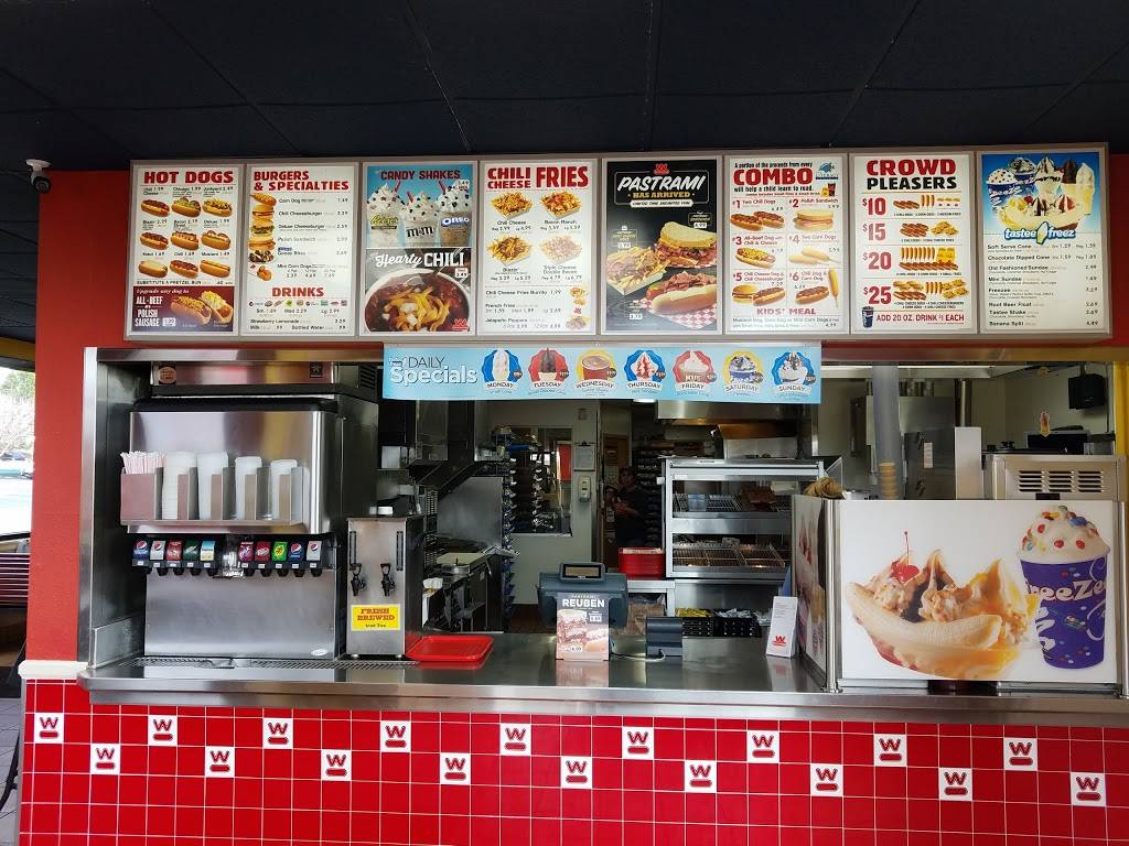 Wienerschnitzel | restaurant | 14524 Baseline Ave, Fontana, CA 92336, USA | 9093553035 OR +1 909-355-3035