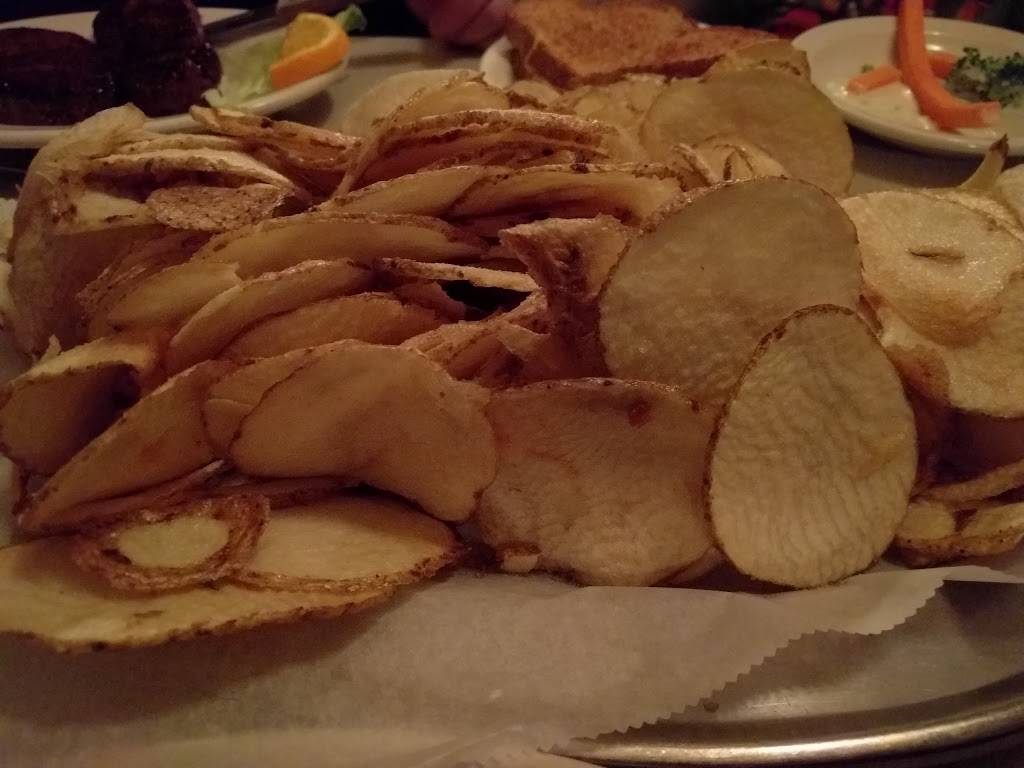 Sams Place | restaurant | 230 Washington St, Blakeslee, OH 43505, USA | 4192722222 OR +1 419-272-2222