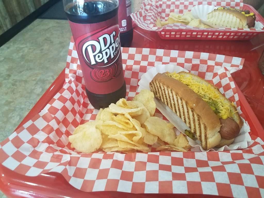 Big Daddy’s Hot Dogs and More | restaurant | 603 Northlake Blvd, North Palm Beach, FL 33408, USA | 5616702938 OR +1 561-670-2938