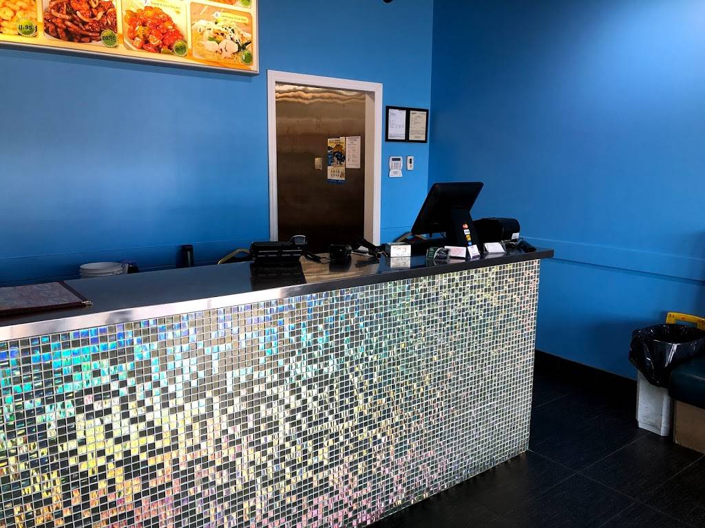 Caribbean Heat Take Out Express Brampton | meal takeaway | 180 Sandalwood Pkwy E Unit 8A, Brampton, ON L6Z 1Y4, Canada | 9054953288 OR +1 905-495-3288