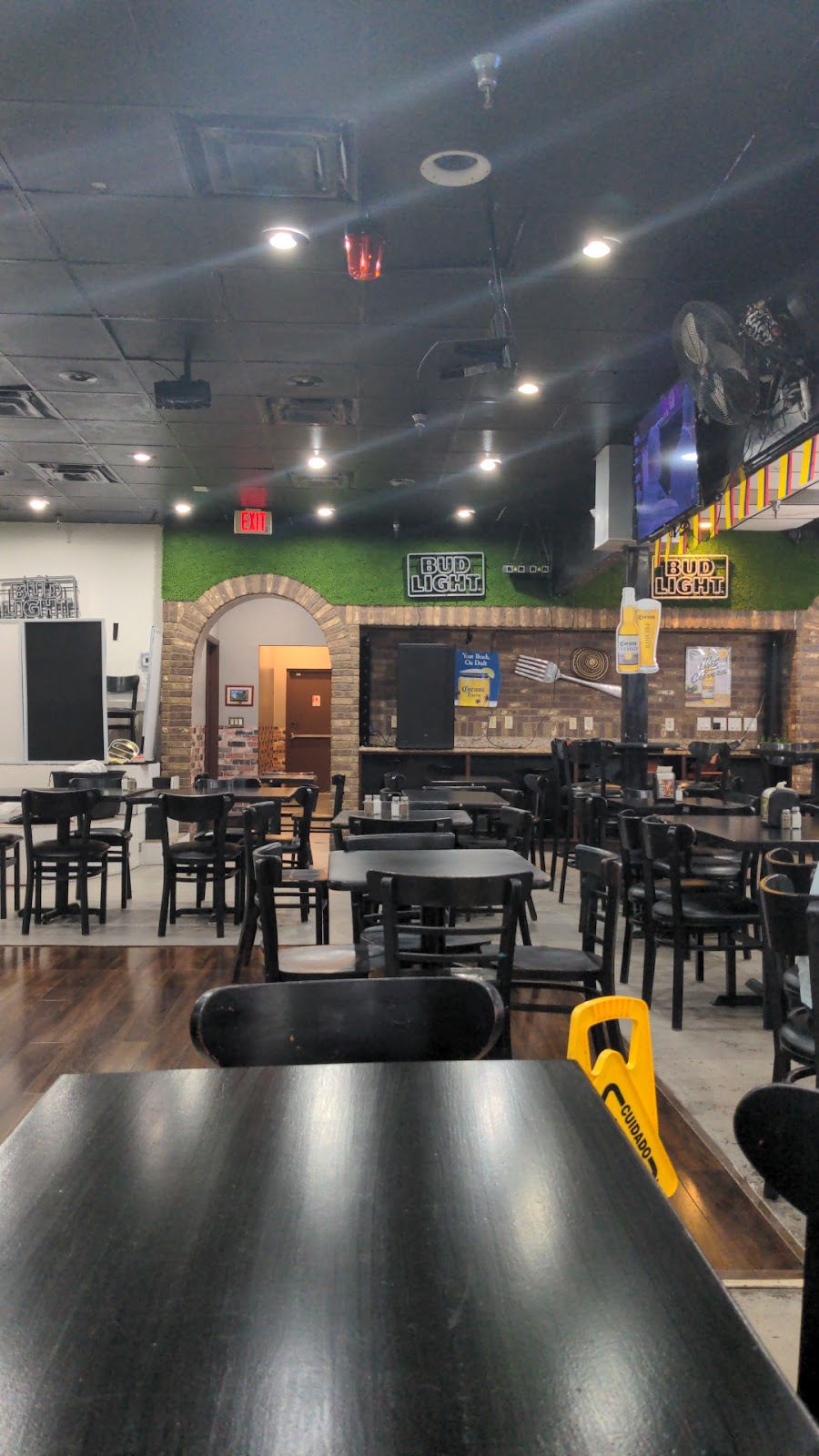 EL COLOMBIANO CORAL SPRINGS | restaurant | 2049 N University Dr, Coral Springs, FL 33071, USA | 7545298979 OR +1 754-529-8979