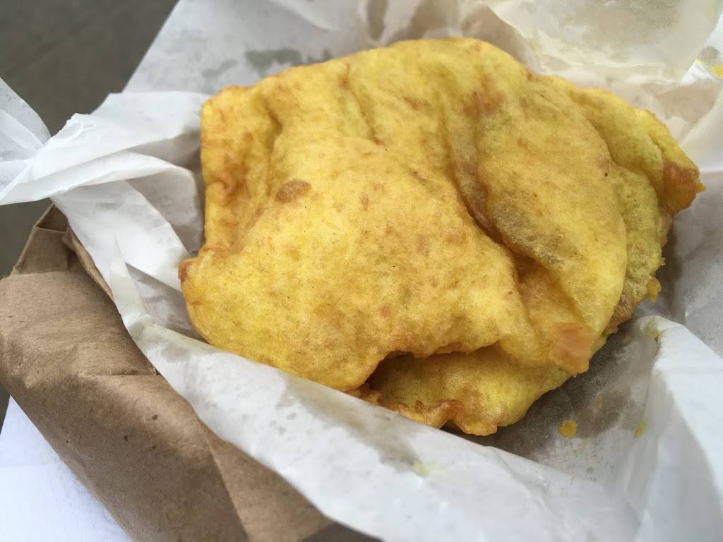 Monas Roti | restaurant | 4810 Sheppard Ave E, Scarborough, ON M1S 4N6, Canada | 4164121200 OR +1 416-412-1200