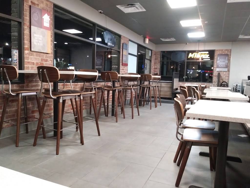 Jack in the Box | restaurant | 8100 Greenback Ln, Fair Oaks, CA 95628, USA | 9167235947 OR +1 916-723-5947