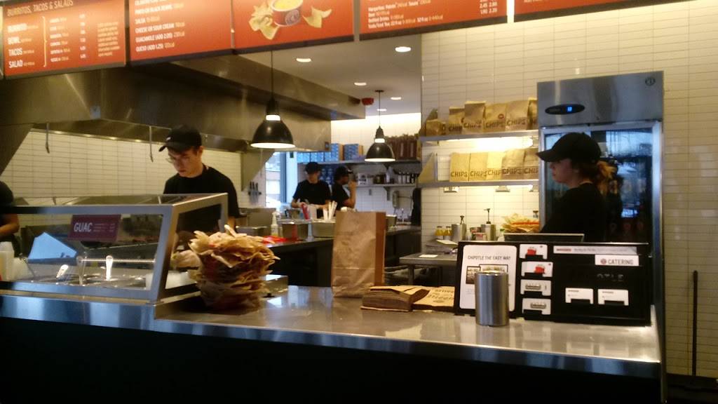 Chipotle Mexican Grill | restaurant | 501 W 4th St, Covington, KY 41011, USA | 8592612476 OR +1 859-261-2476