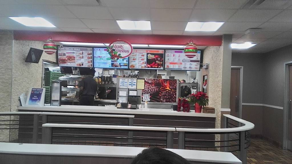 Burger King | restaurant | 841 Nashville Pike, Gallatin, TN 37066, USA | 6152060385 OR +1 615-206-0385