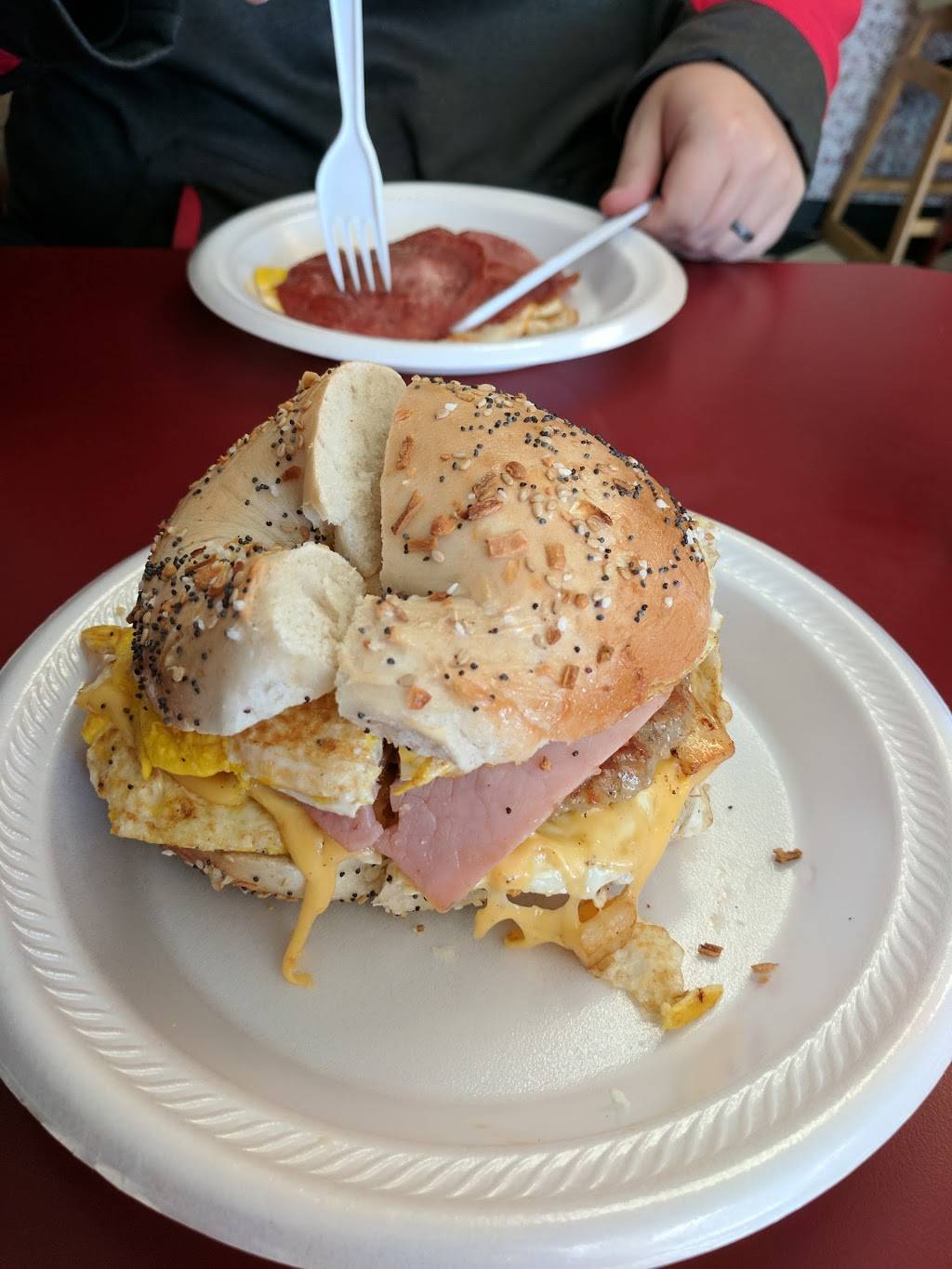 Big Steves Bagels | bakery | 12330 NC-210, Benson, NC 27504, USA | 9199898006 OR +1 919-989-8006