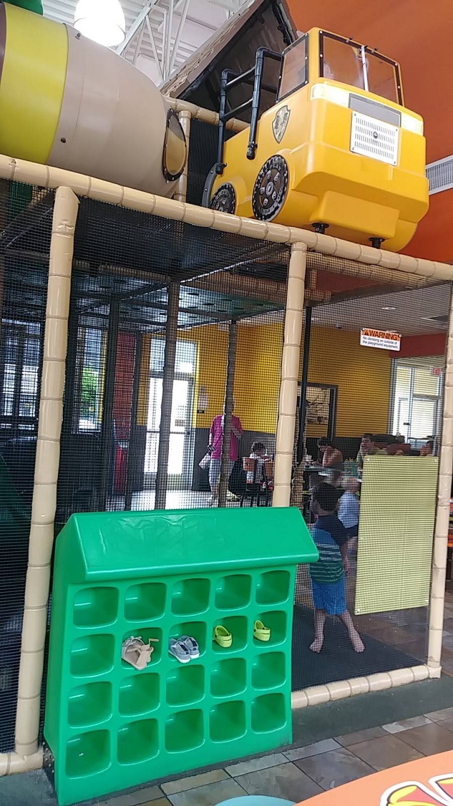 McDonalds | cafe | 971 William Flinn Hwy, Glenshaw, PA 15116, USA | 4124877505 OR +1 412-487-7505