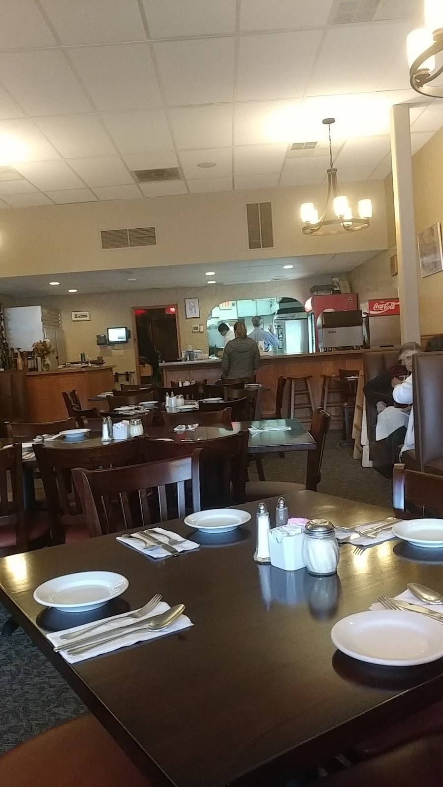 Ginos Italian Restaurant | restaurant | 1671 U.S. 9, Wappingers Falls, NY 12590, USA | 8452978061 OR +1 845-297-8061