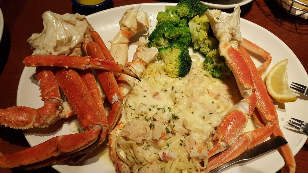 Red Lobster | restaurant | 3501 Central Expy, Plano, TX 75023, USA | 9728814353 OR +1 972-881-4353