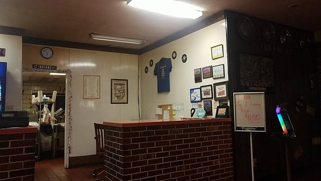 Jukebox Pizza | restaurant | 167 N Main St, Waynesburg, OH 44688, USA | 3308664133 OR +1 330-866-4133