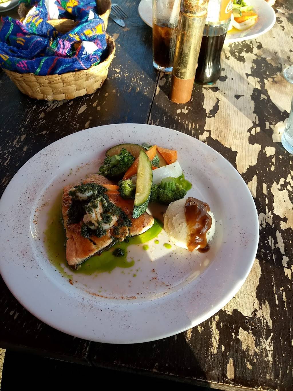 Splash Restaurant and Bar | restaurant | Ensenada - Rosarito 1015, Venustiano Carranza, Primo Tapia, B.C., Mexico | 6616880947 OR +1 661-688-0947