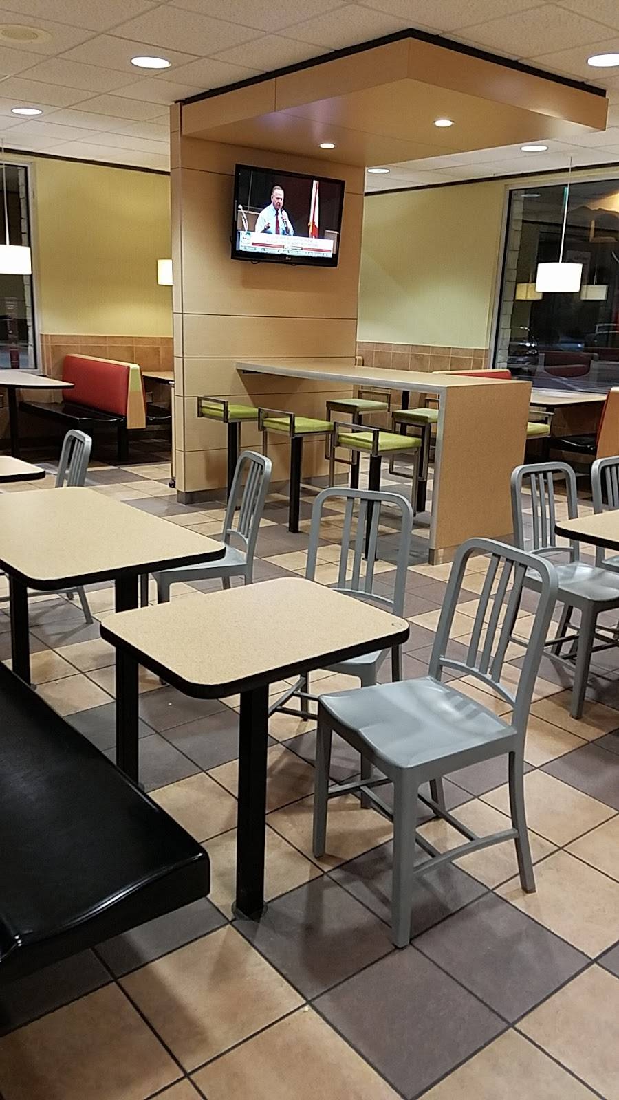 McDonalds | cafe | 4400 NE Chouteau Trafficway, Kansas City, MO 64117, USA | 8164534583 OR +1 816-453-4583