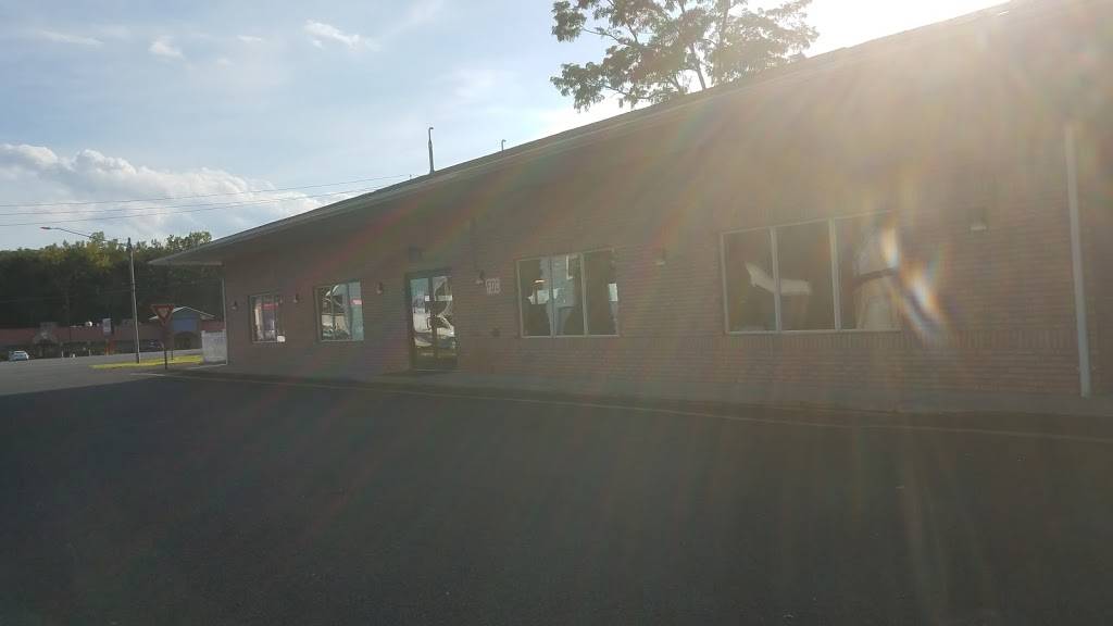 Teds Fish Fry | restaurant | 1663 U.S. 9, Clifton Park, NY 12065, USA | 5183738300 OR +1 518-373-8300