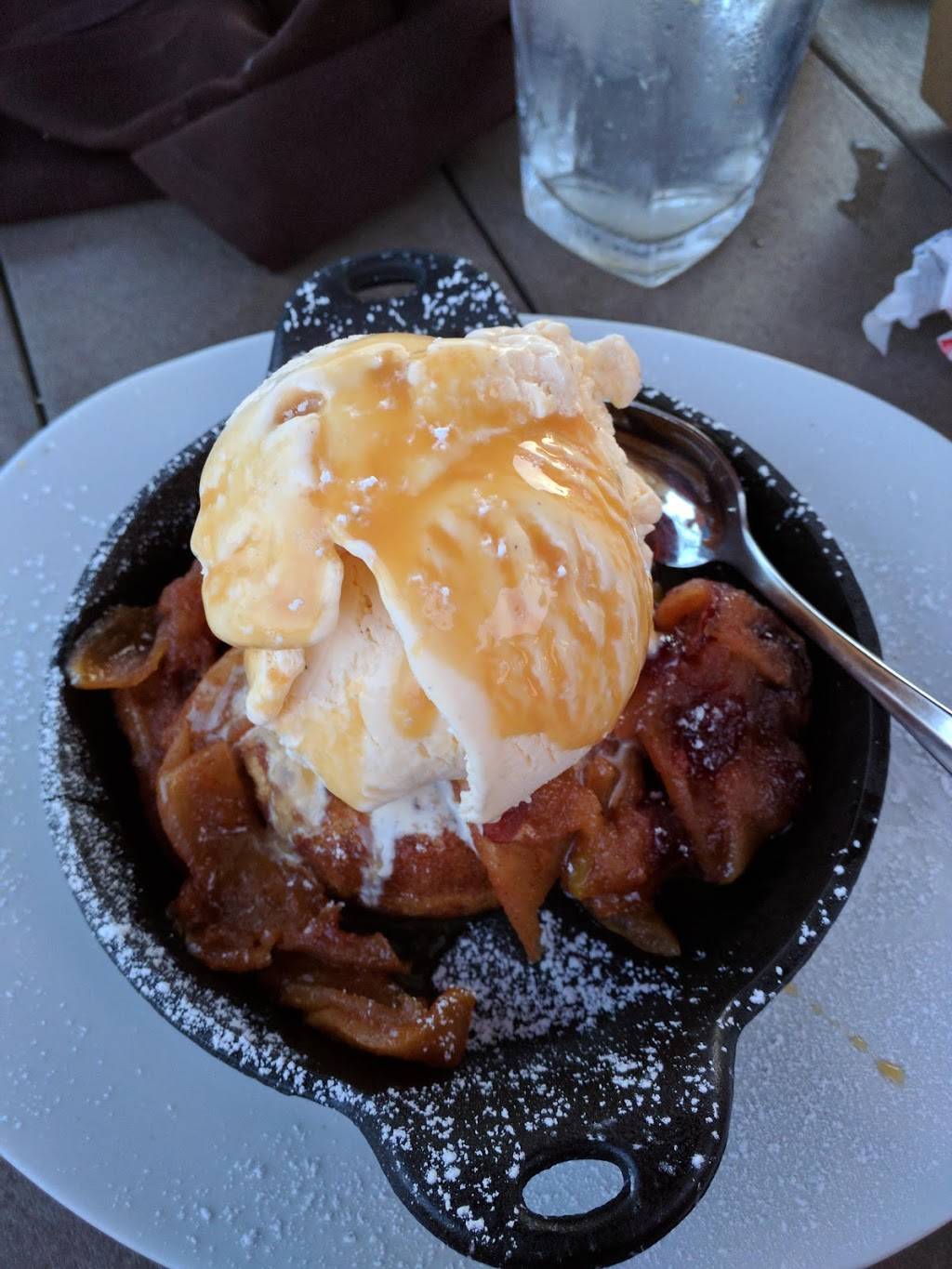 110 Grill - Stratham | restaurant | 19 Portsmouth Ave, Stratham, NH 03885, USA | 6037775110 OR +1 603-777-5110