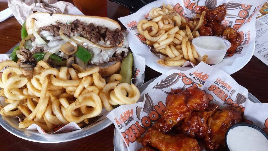 Hooters | restaurant | 5821 Interstate 20 W, Arlington, TX 76016, USA | 8175169464 OR +1 817-516-9464