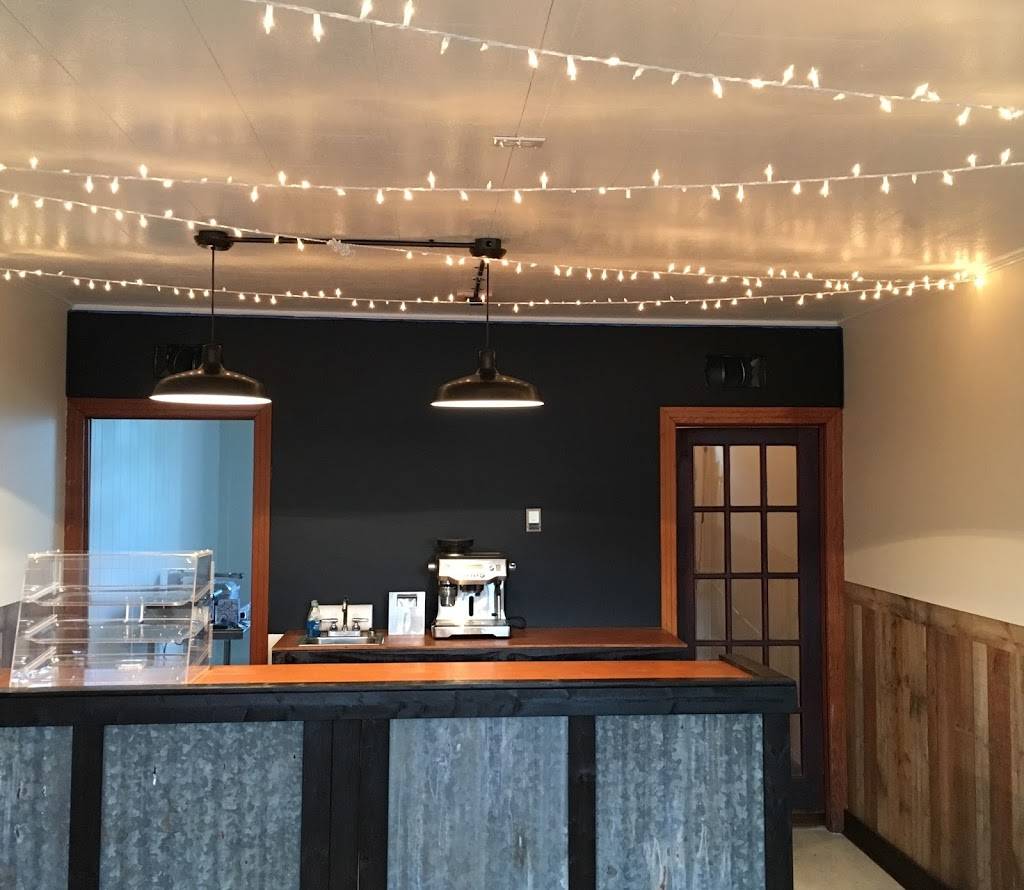 Black Dog Coffee & Cafe | restaurant | 711 Beulah Ave, Tylertown, MS 39667, USA | 6018185100 OR +1 601-818-5100