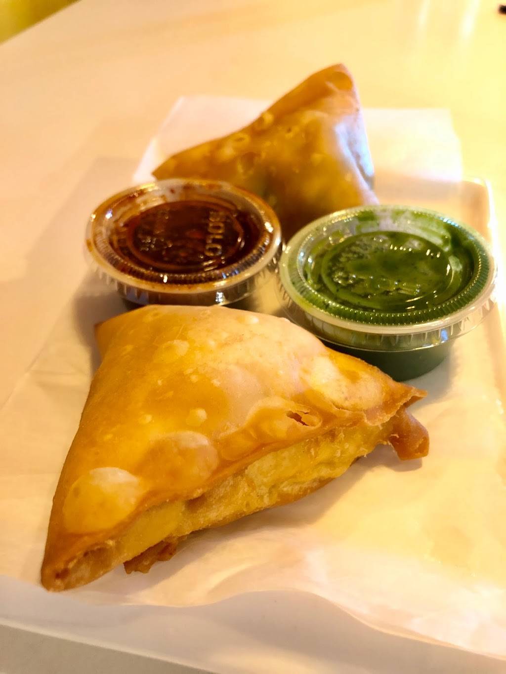 Samossa Bites | meal takeaway | 35-27 31st St, Long Island City, NY 11106, USA | 7186069150 OR +1 718-606-9150